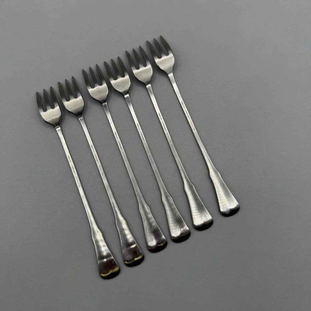 Oneida Community PATRICK HENRY 6pcs Cocktail Forks Stainless Seafood
